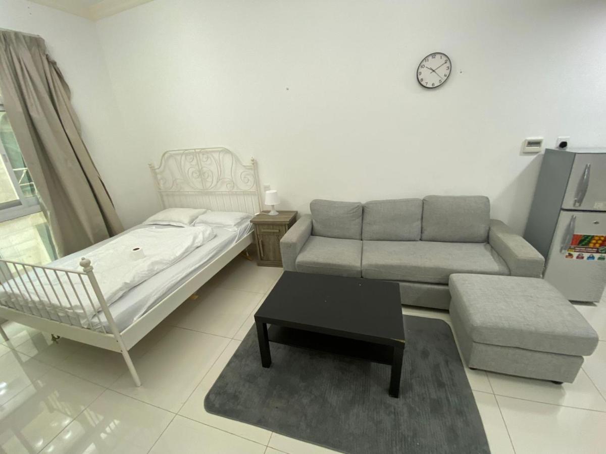 Appartamento Furnished For Rent In